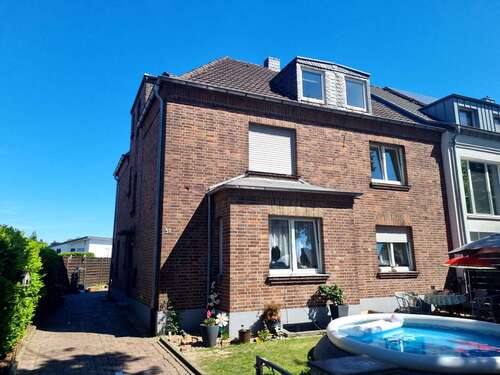 Foto - Haus zum Kaufen in Kleve 380.000,00 € 243 m²