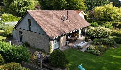 Foto - Haus zum Kaufen in Bendestorf Ndh. 895.000,00 € 134 m²