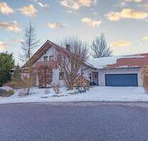 Haus zum Kaufen in Neukirchen 618.000,00 € 350 m²