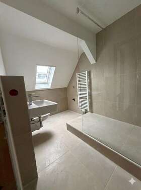 Foto - Wohnung zum Mieten in Burgfarrnbach 990,00 € 78 m²