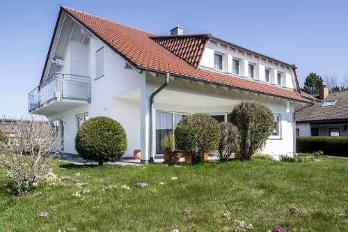 Foto - Haus zum Kaufen in Spraitbach 490.000,00 € 250 m²