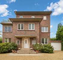 Haus zum Kaufen in Düsseldorf 2.550.000,00 € 333 m²
