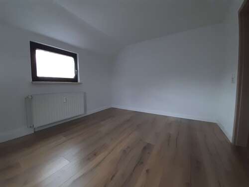 Foto - Wohnung zum Mieten in Sachsen - Lunzenau 250,00 € 43.3 m²