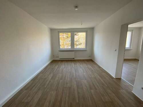 Foto - Wohnung zum Mieten in Suhl 311,08 € 46 m²