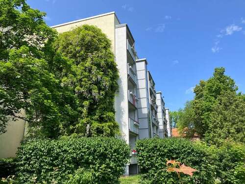 Foto - Wohnung zum Mieten in Dresden 875,00 € 77 m²