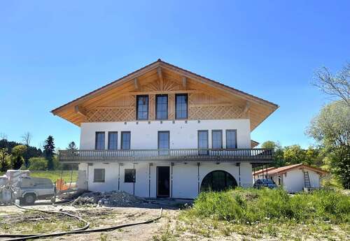 Foto - Haus zum Mieten in Bernau am Chiemsee 2.500,00 € 250 m²