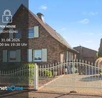 Haus zum Kaufen in Neukirchen-Vluyn 1.175.000,00 € 271 m²