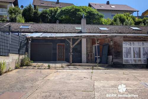 Foto - Haus zum Kaufen in Hausen 55.000,00 € 75 m²