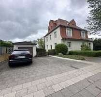 Haus zum Kaufen in Leuna 450.000,00 € 330 m²