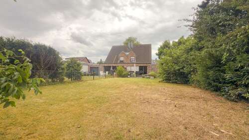 Foto - Haus zum Kaufen in Düsseldorf 1.550.000,00 € 255 m²