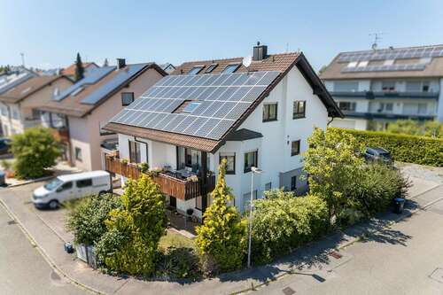 Foto - Haus zum Kaufen in Straubenhardt 669.000,00 € 253 m²