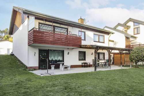 Foto - Haus zum Kaufen in Adelsdorf 569.000,00 € 182 m²