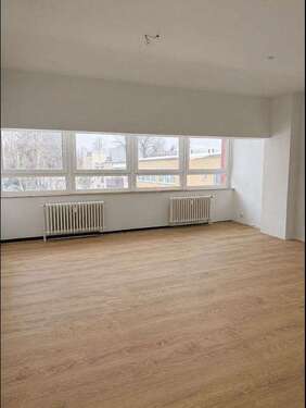 Foto - Büro in Hamburg 550,00 € 50 m² - 550,00&nbsp;EUR Kaltmiete, ca.&nbsp; 50,00&nbsp;m&sup2;