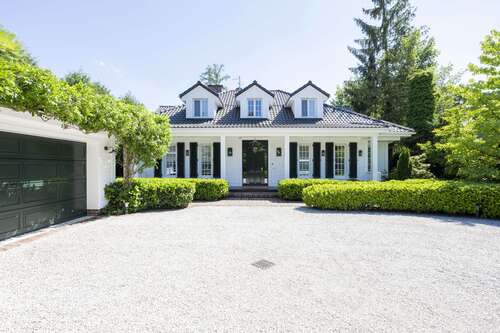 Foto - Haus zum Kaufen in Baldham 5.900.000,00 € 420 m²