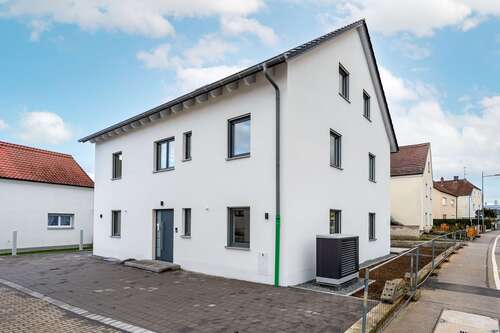 Foto - Wohnung zum Mieten in Straubing 1.250,00 € 105 m²