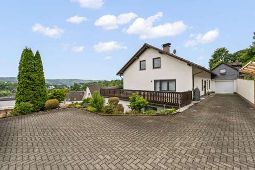 Foto - Haus zum Kaufen in Attendorn 499.500,00 € 248 m²