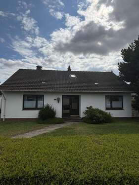Foto - Haus zum Kaufen in Cuxhaven OT Altenbruch 248.000,00 € 122 m²