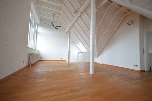 Foto - Wohnung zum Kaufen in Düsseldorf 278.000,00 € 67 m²