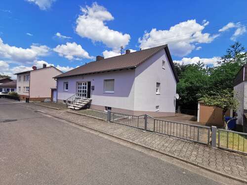 Foto - Haus zum Mieten in Schmalenberg 1.300,00 € 200 m²