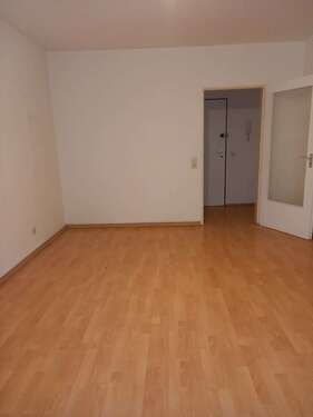 Foto - Wohnung zum Mieten in Düsseldorf 224,63 € 37.56 m²