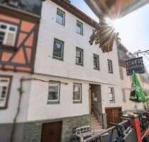 Haus zum Kaufen in Sankt Goarshausen 249.000,00 € 214.66 m²