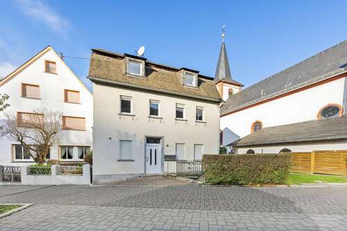 Foto - Haus zum Kaufen in Kestert 98.000,00 € 89 m²