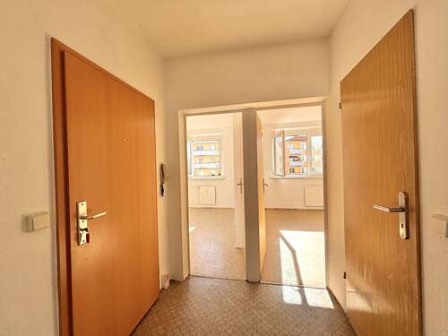 Foto - Wohnung zum Mieten in Suhl 272,00 € 67.9 m²