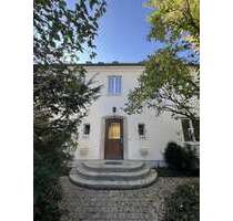 Haus zum Kaufen in Nürnberg 2.490.000,00 € 240 m²