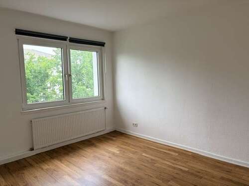 Foto - Wohnung zum Mieten in Frankfurt 467,00 € 29.81 m²