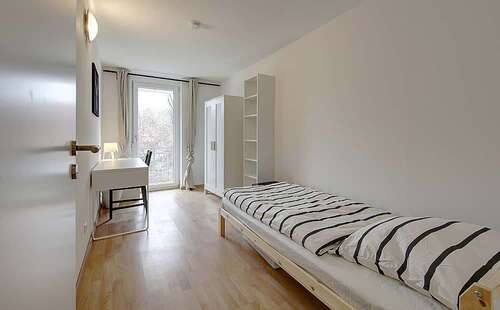 Foto - WG-Zimmer in Stuttgart 395,00 € 9 m²