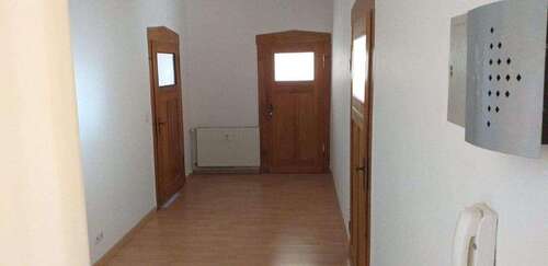 Foto - Wohnung zum Mieten in Sachsen-Anhalt - Finneland 380,00 € 90 m²