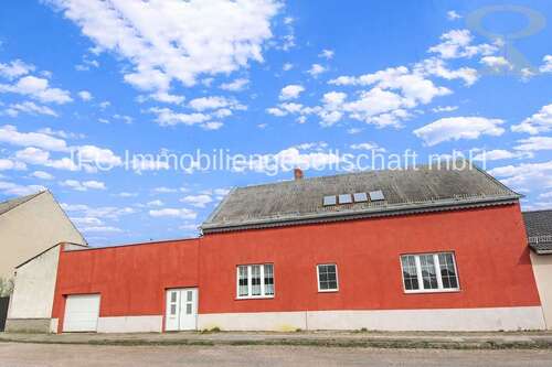 Foto - Haus zum Kaufen in Dessau-Roßlau 79.000,00 € 173 m²