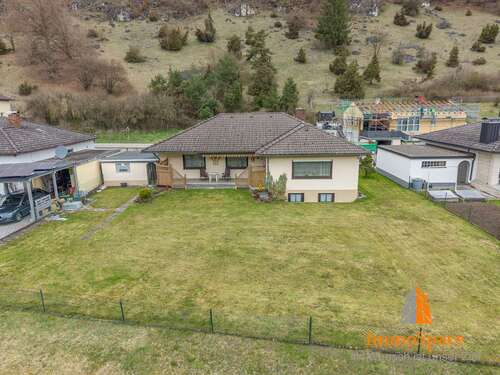 Foto - Haus zum Kaufen in Mörnsheim 375.000,00 € 140.29 m²