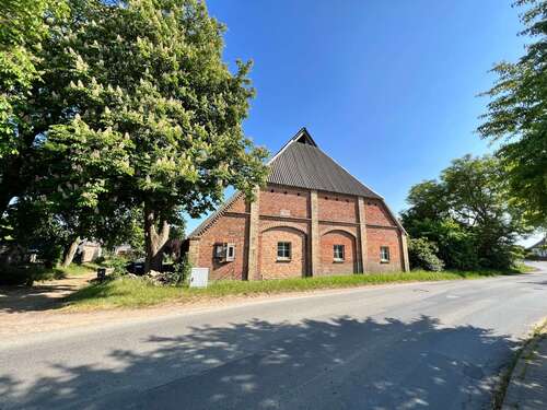 Foto - Haus zum Kaufen in Roggenstorf 320.000,00 € 700 m²