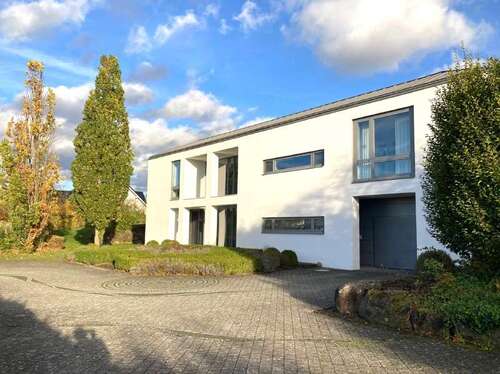 Foto - Haus zum Kaufen in Burghaun 1.250.000,00 € 362 m²