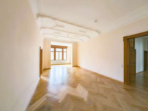 Foto - Wohnung zum Mieten in Plauen 1.100,00 € 240 m²