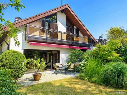 Foto - Haus zum Kaufen in Heusenstamm 1.050.000,00 € 209 m²