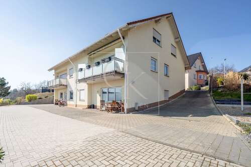 Foto - Haus zum Kaufen in Niederzissen 650.000,00 € 398 m²