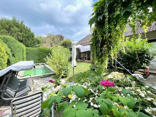 Foto - Haus zum Kaufen in Raunheim 679.000,00 € 184 m²