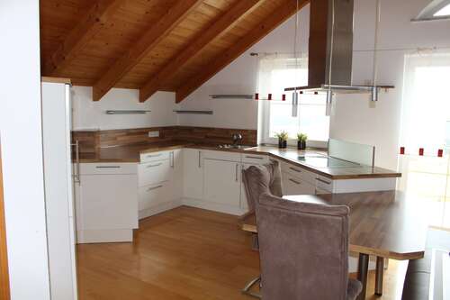 Foto - Wohnung zum Mieten in Schöfweg 950,00 € 138 m²