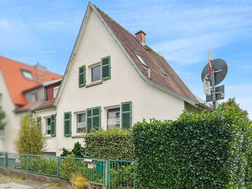 Foto - Haus zum Kaufen in Oberursel 749.000,00 € 135.87 m²