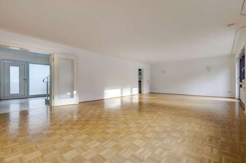 Foto - Haus zum Mieten in Königstein 2.800,00 € 200 m²