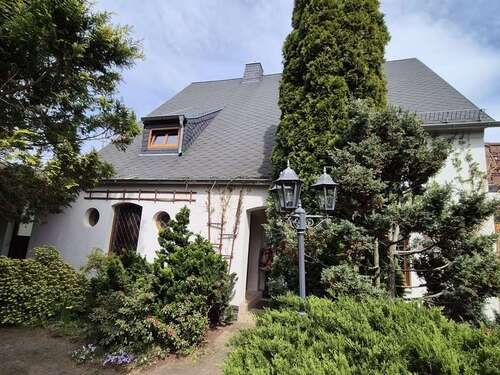 Foto - Haus zum Kaufen in Hohenstein-Ernstthal 349.000,00 € 170 m²
