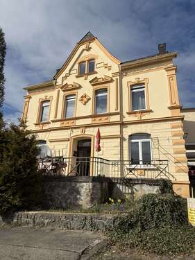 Foto - Haus zum Kaufen in Höhr-Grenzhausen 375.000,00 € 269 m²