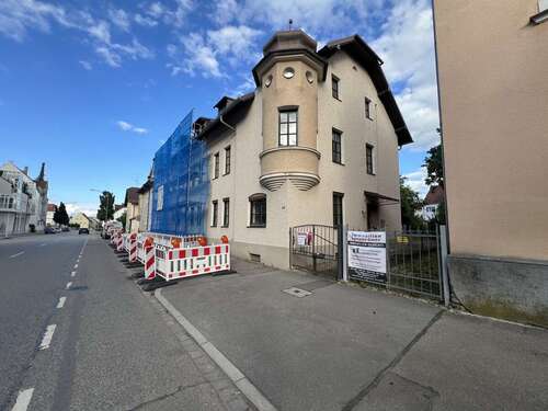 Foto - Haus zum Kaufen in Straubing 399.000,00 € 182 m²
