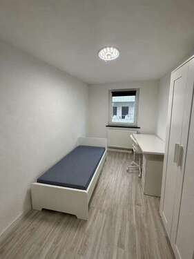 Foto - WG-Zimmer in Stuttgart 550,00 € 10 m²