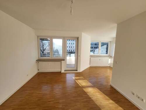 Foto - Wohnung zum Mieten in Augsburg 755,00 € 52.73 m²