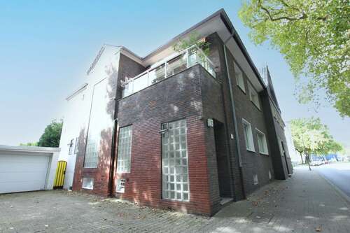 Foto - Haus zum Kaufen in Gelsenkirchen 699.000,00 € 300 m²