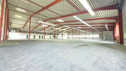 Foto - Halle in Neunkirchen 5.300,00 € 1520 m²