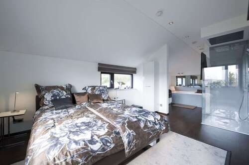 Foto - Haus zum Kaufen in Hennef (Sieg) 728.851,00 € 165 m²